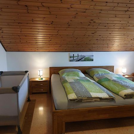 Moderne Ferienwohnung - Neu Renoviert - Ruhige Lage 왈다흐탈 외부 사진