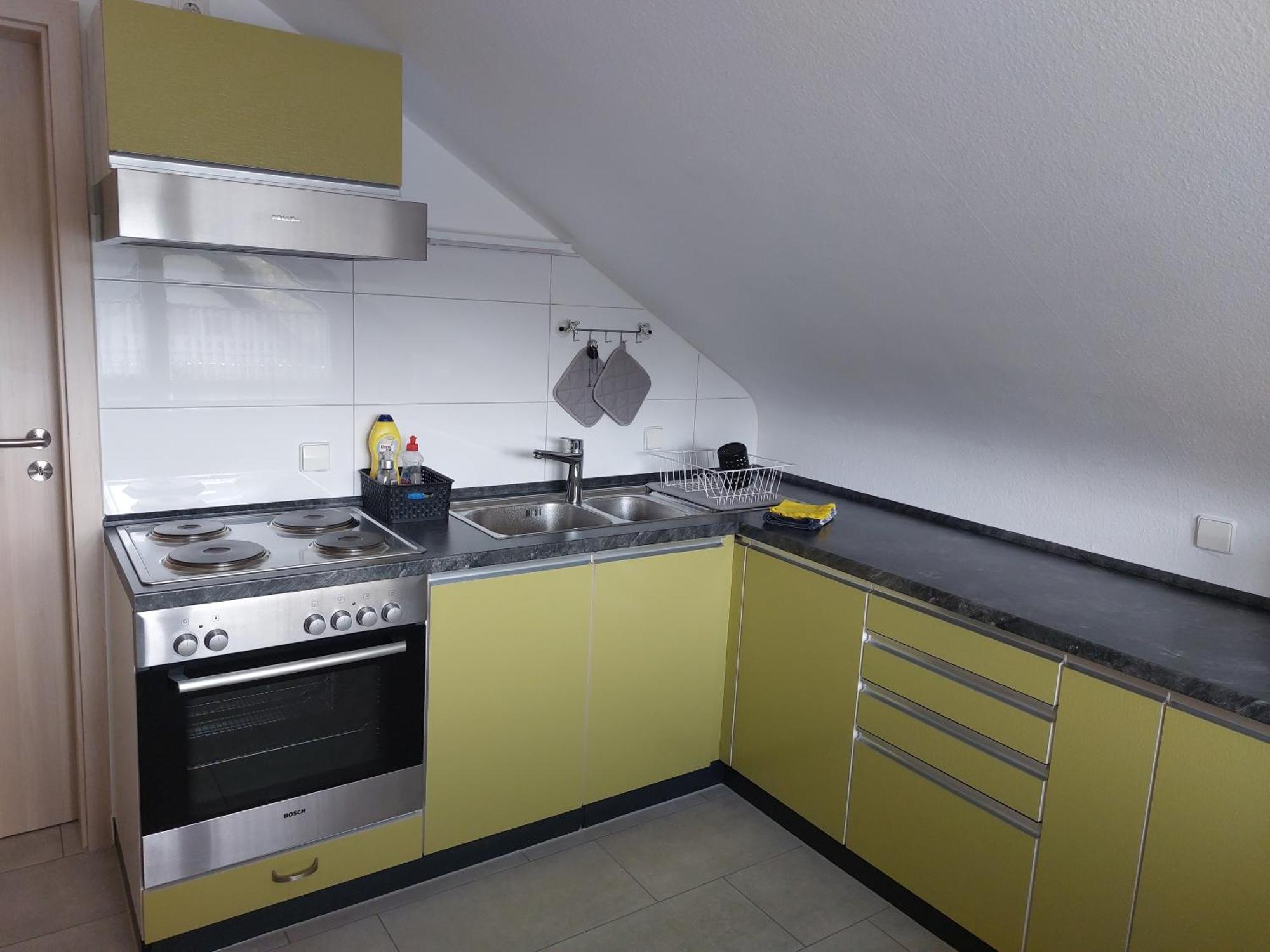 Moderne Ferienwohnung - Neu Renoviert - Ruhige Lage 왈다흐탈 외부 사진